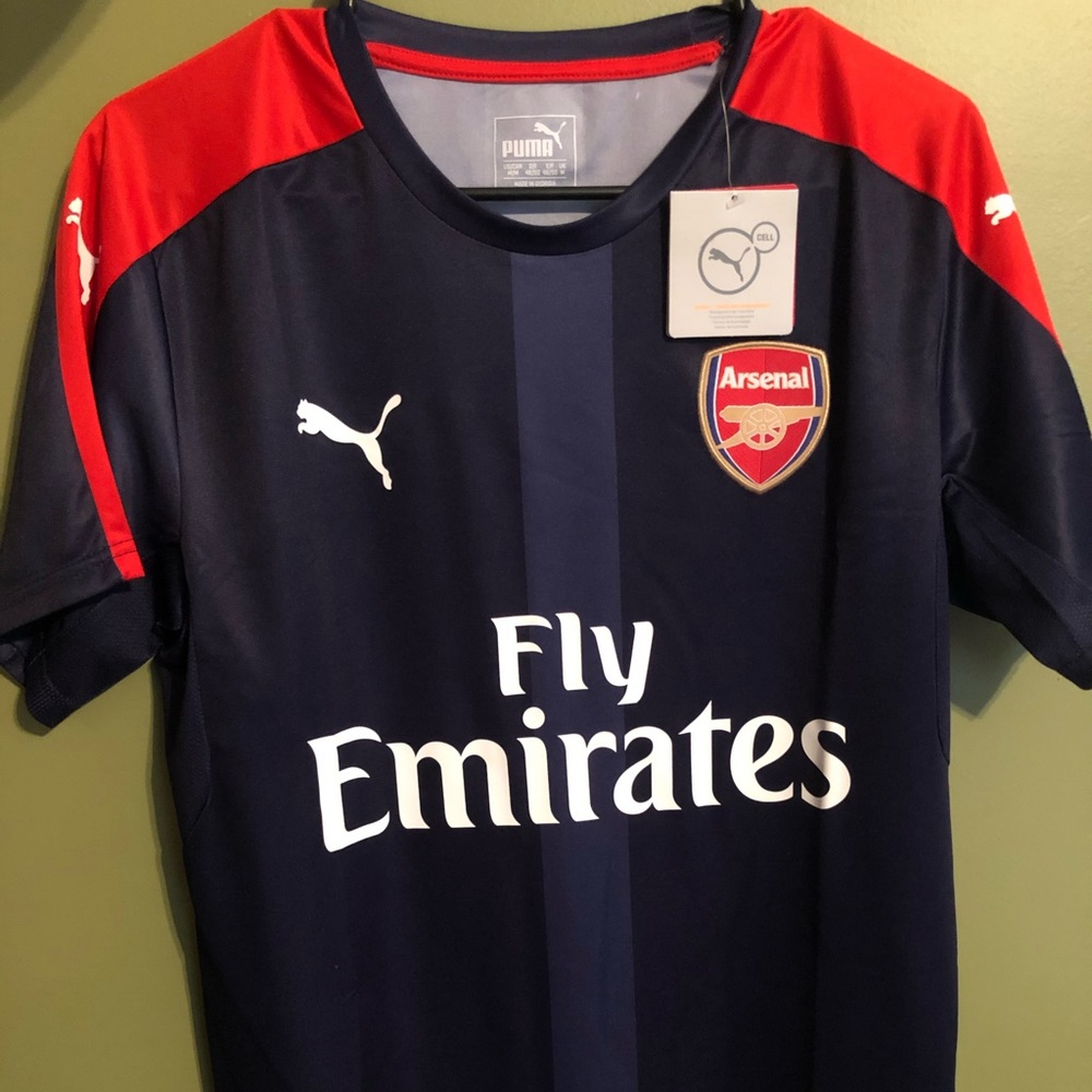 🔴SOLD🔴 Arsenal Puma training jersey 16/17